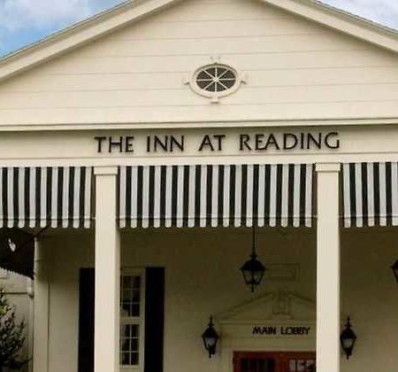 The Inn At Reading Hotel & Conference Center Extérieur photo