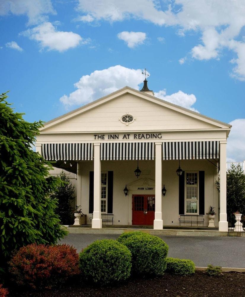The Inn At Reading Hotel & Conference Center Extérieur photo