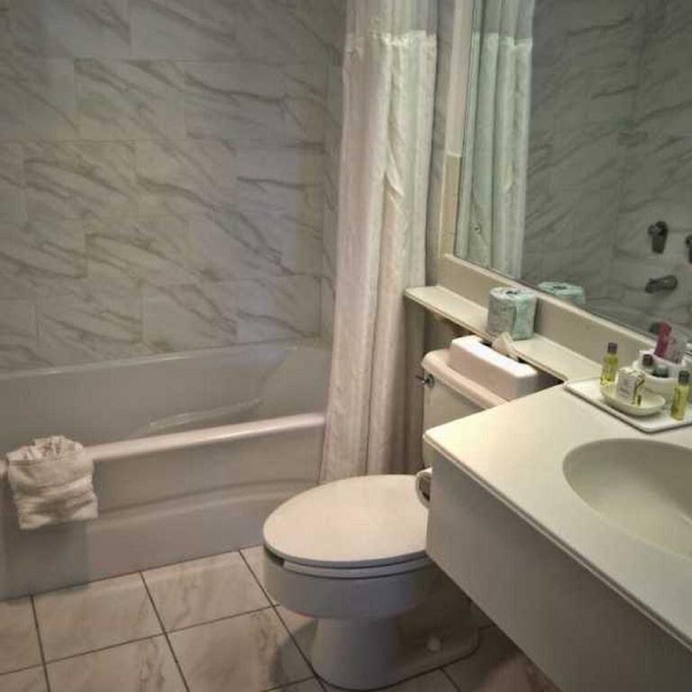 The Inn At Reading Hotel & Conference Center Extérieur photo