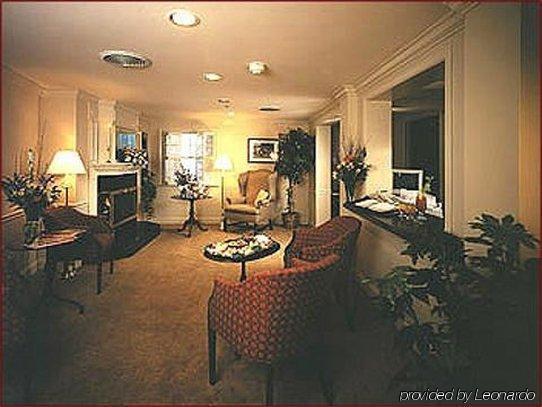 The Inn At Reading Hotel & Conference Center Extérieur photo